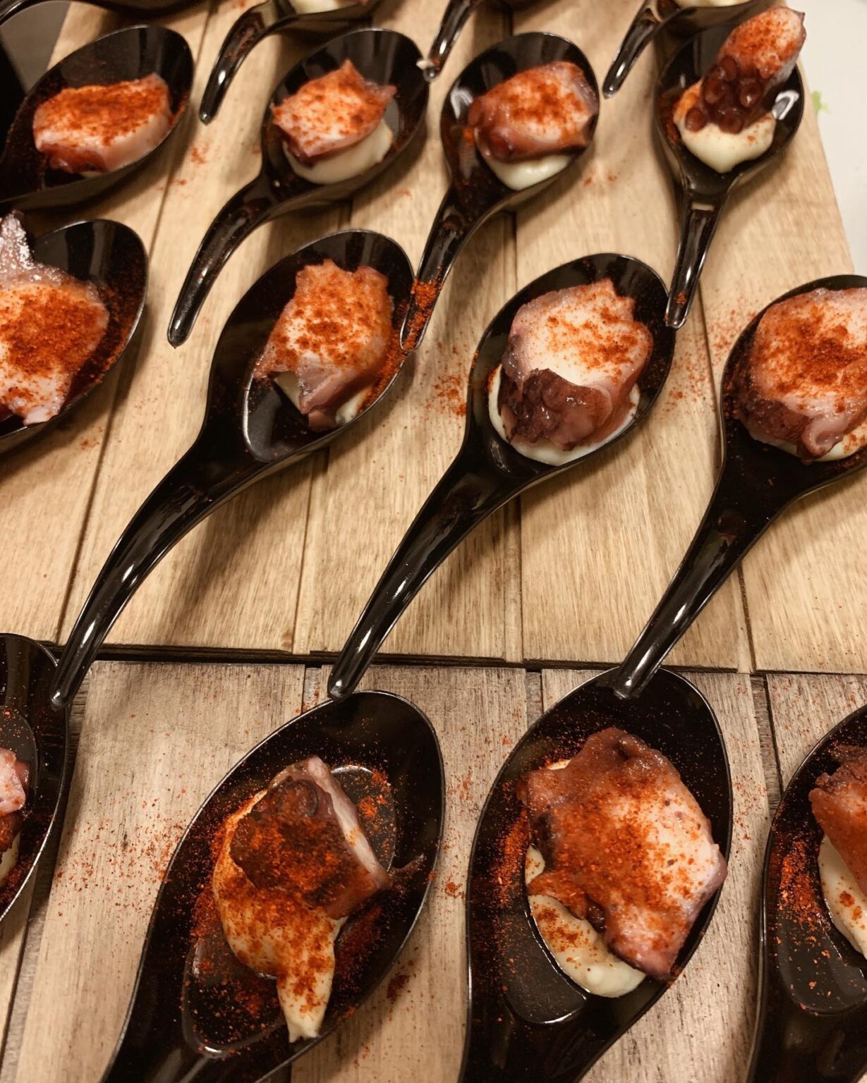 Servicio de catering a domicilio para comuniones bautizos y cumpleaños en Madrid
