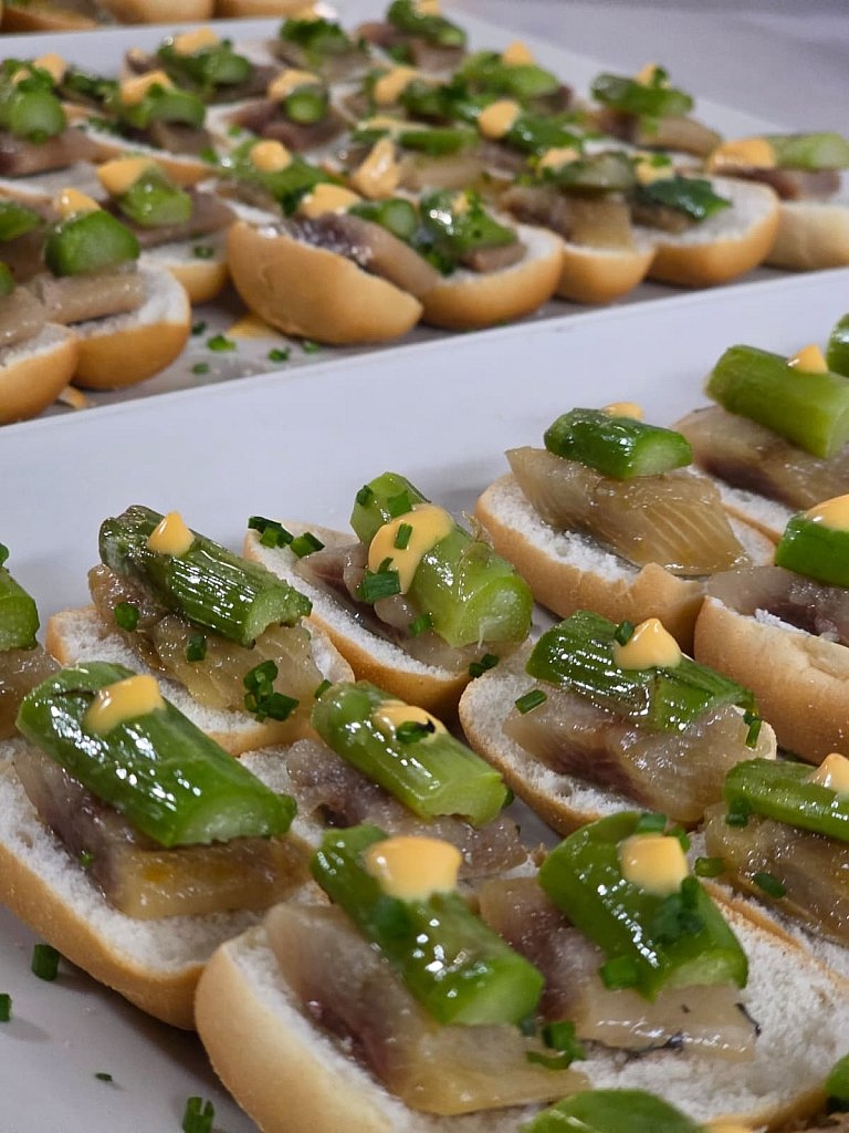 Quinto Sabor Catering estaciones de comida y barras temáticas para eventos en Madrid